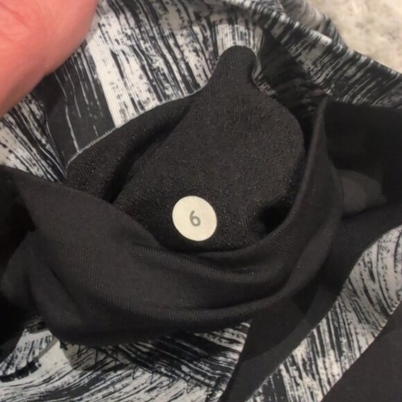 Lululemon Hot To Street Pant Leggings - Picture 9 of 9